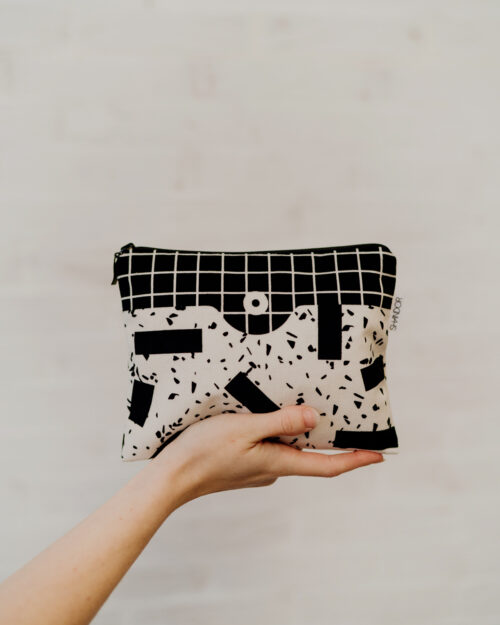 Pochette en velours Memphis noir et blanc